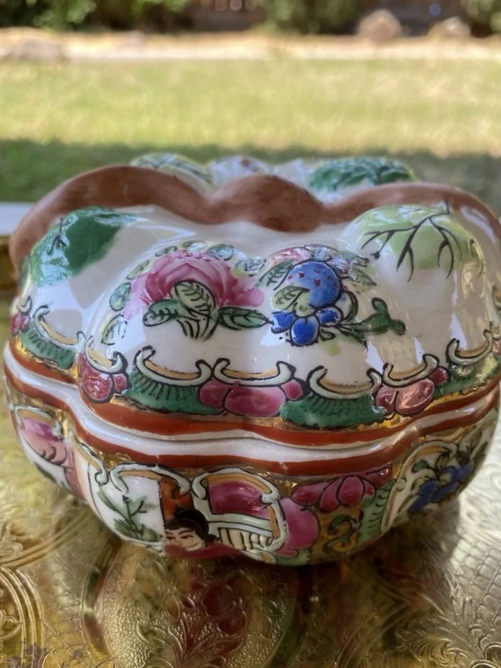 Rare Vtg Chinese Porcelain Trinket Famille Rose HandPainted Floral Jewelry Box